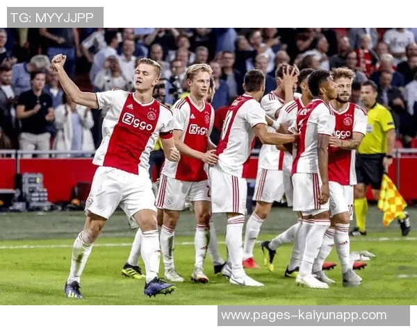 贾府惨遭重创荷兰杯0-6惨败创百年纪录欧冠出局联赛落后16分令人心痛