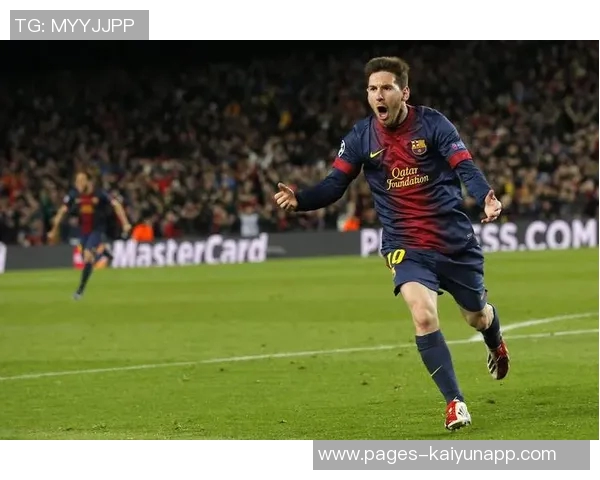 阿迪达斯庆祝与欧冠合作25周年梅西齐祖萨拉赫等明星齐聚海报发布